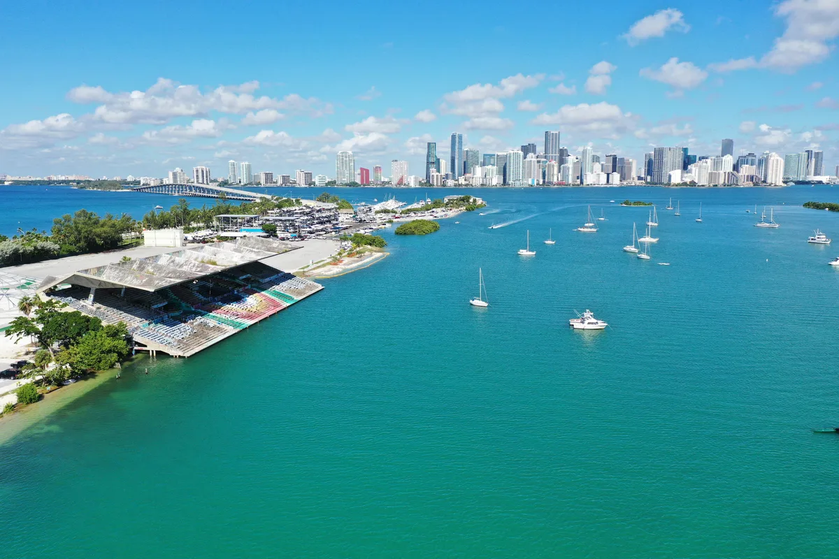 Miami Downtown / Marine Stadium / Star Island 11