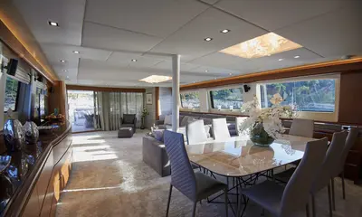 Experience the Majesty of Luna: Your Luxury Yacht Escape 4