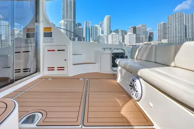 Miami Magic Aboard Time Bandit  17