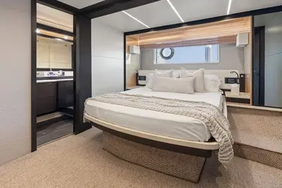 Paragon Luxe Corporate Charter 16