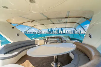 "Del Mar" Executive Escape Among the Biscayne Isles. 5