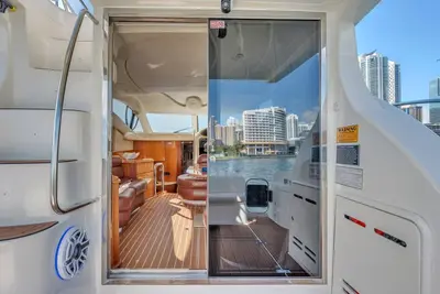 Miami Magic Aboard Time Bandit  19