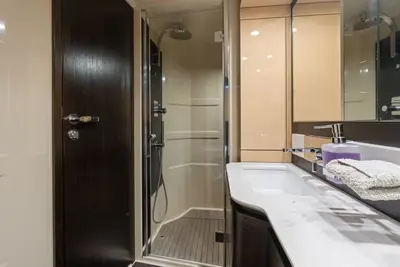 Paragon Luxe Corporate Charter 17