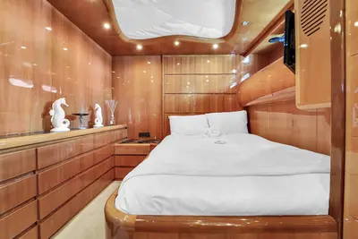 Elegant Harbor Retreat 21