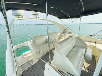 Santorini Biscayne Bay Escape 8
