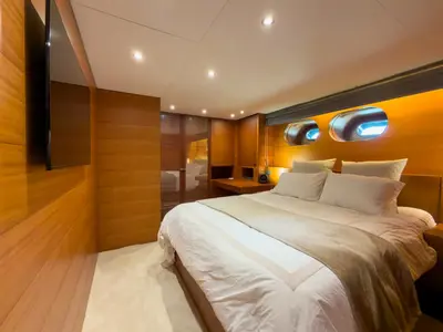 Matrix Elite Corporate Cruise 14