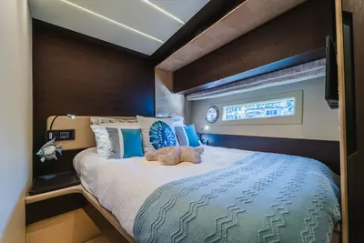 Executive Sunset Sail 21