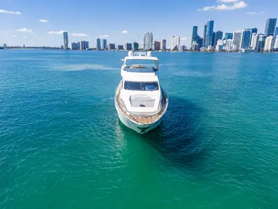 "Del Mar" Executive Escape Among the Biscayne Isles. 9