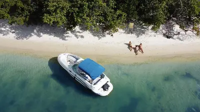 Island Sundeck Escape 4