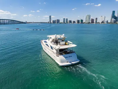 "Del Mar" Executive Escape Among the Biscayne Isles. 24