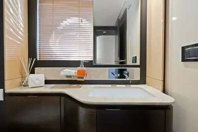 Paragon Luxe Corporate Charter 19