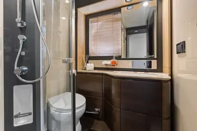 Paragon Luxe Corporate Charter 15