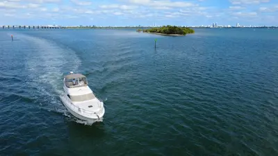 Island Glimpse Cruise 18