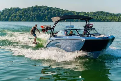 Coastal Splash Cruise 3