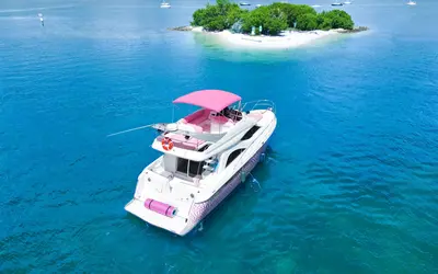 Pink Lady Island Escapade 4