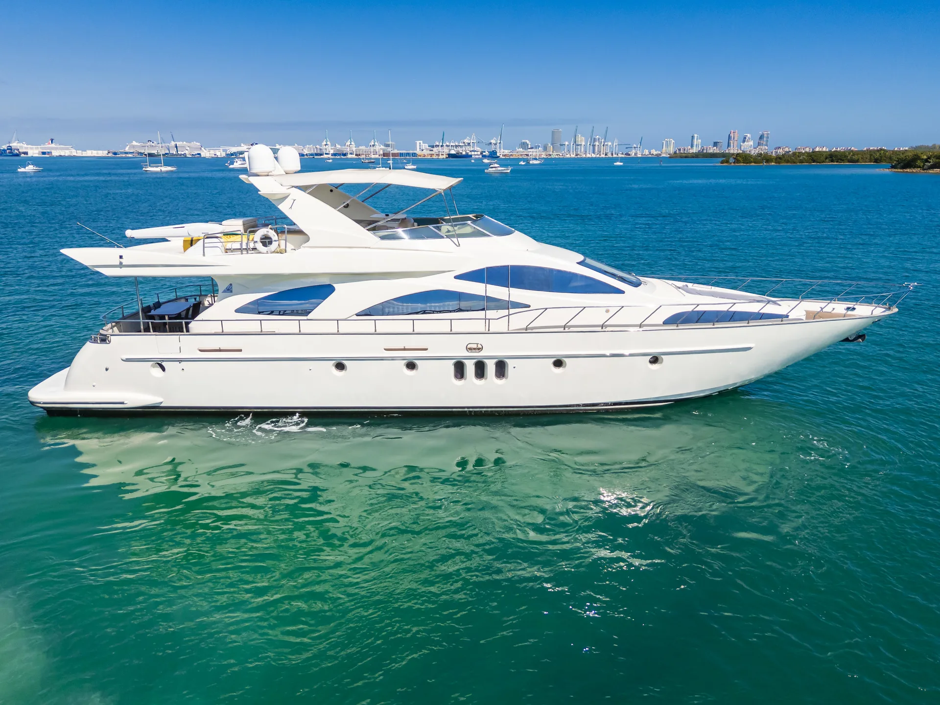 "Del Mar" Executive Escape Among the Biscayne Isles.